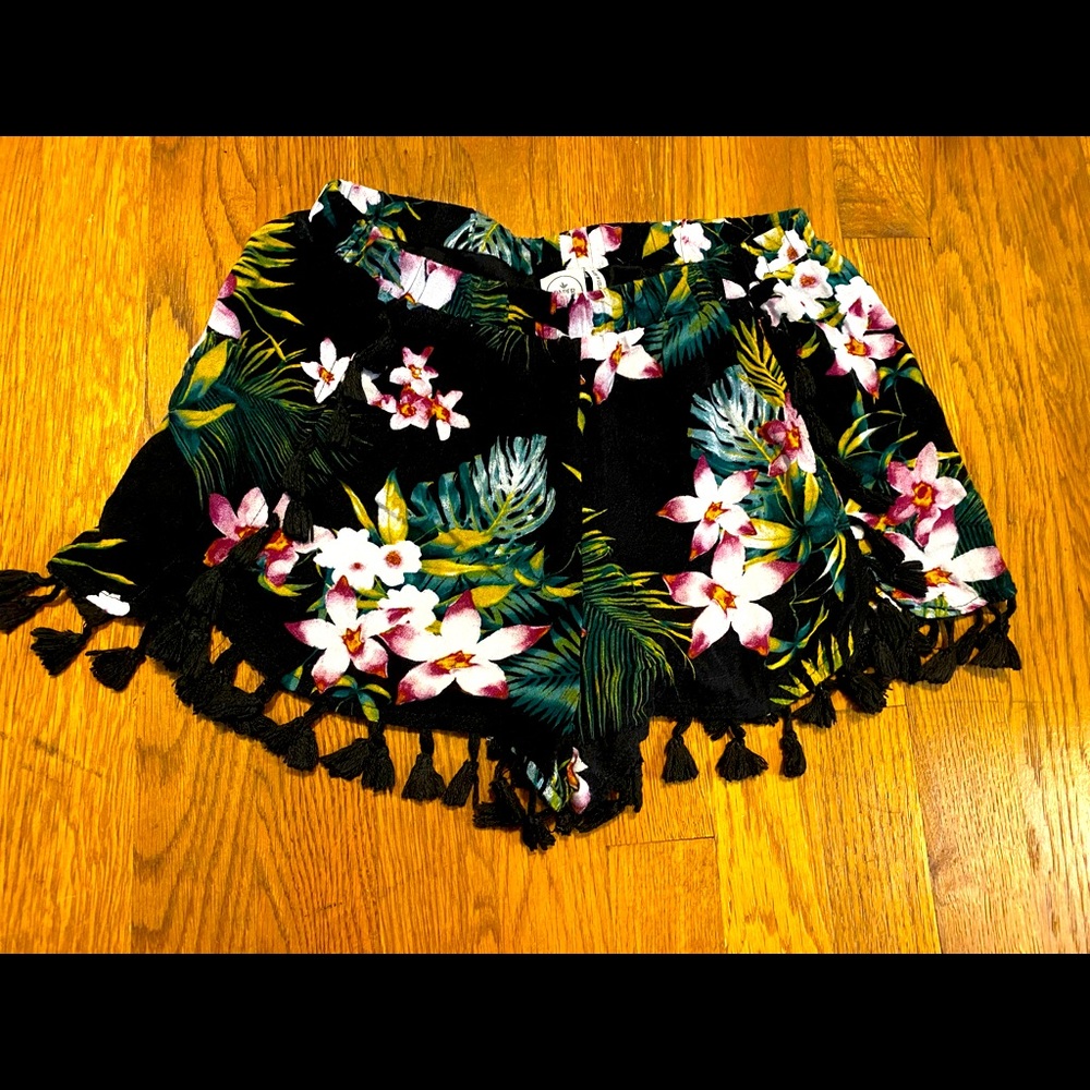 Hawaiian shorts w/ tassels